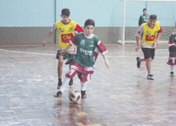 Copa Repercussão na Escola de Futsal/Clip/Sicoob MaxiCrédito acontece em Nova Hartz