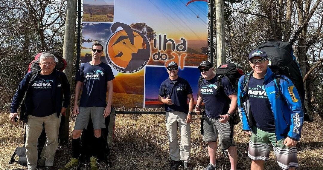 Pilotos da AGVL disputam o Campeonato Brasileiro de Parapente em São Paulo