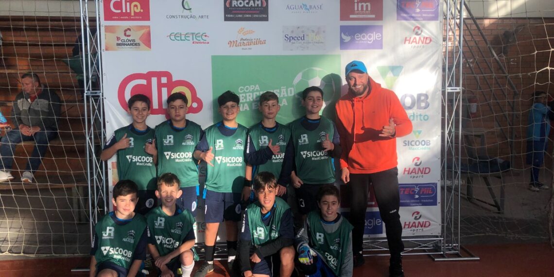 Copa Repercussão na Escola de Futsal Clip/Sicoob MaxiCrédito inicia a todo vapor em Nova Hartz