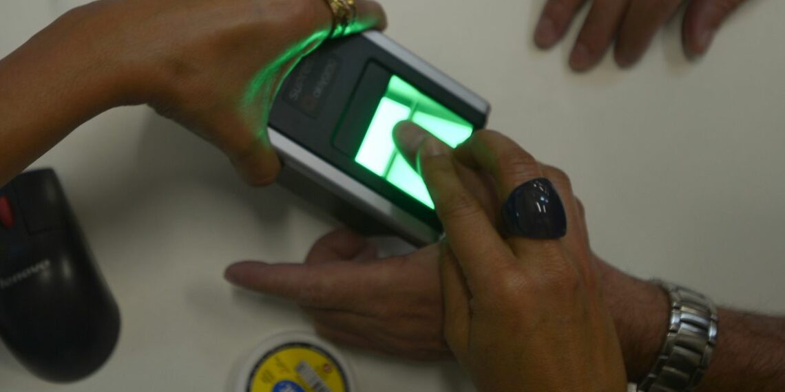 Biometria; processo de identificação durante as eleições