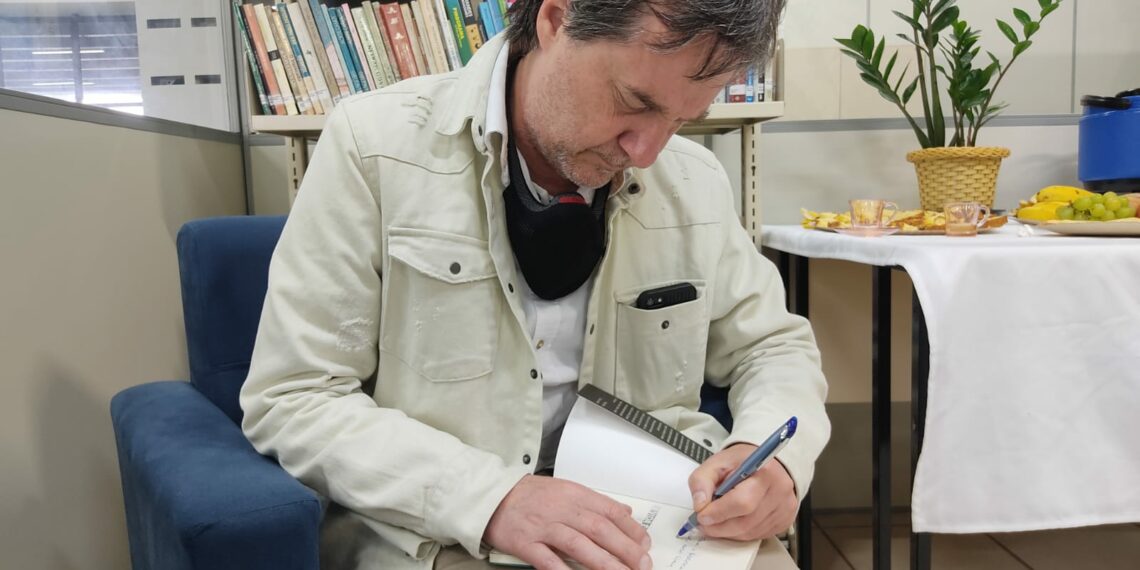 Henrique Schneider é o Patrono da 38ª Feira do Livro de Campo Bom