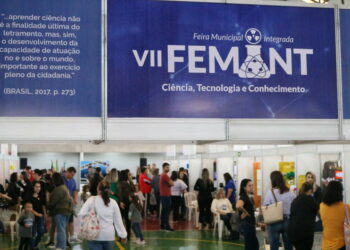 VII Femint de Sapiranga engaja estudantes com pesquisa e conhecimento