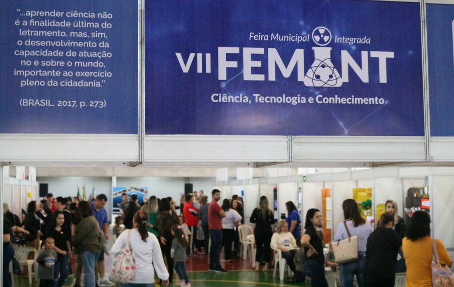 VII Femint de Sapiranga engaja estudantes com pesquisa e conhecimento
