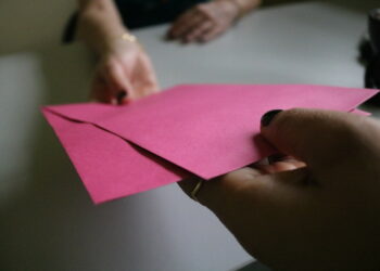 Projeto Envelope Cor de Rosa, de Sapiranga, busca reinserir no mercado de trabalho mulheres vítimas de violência