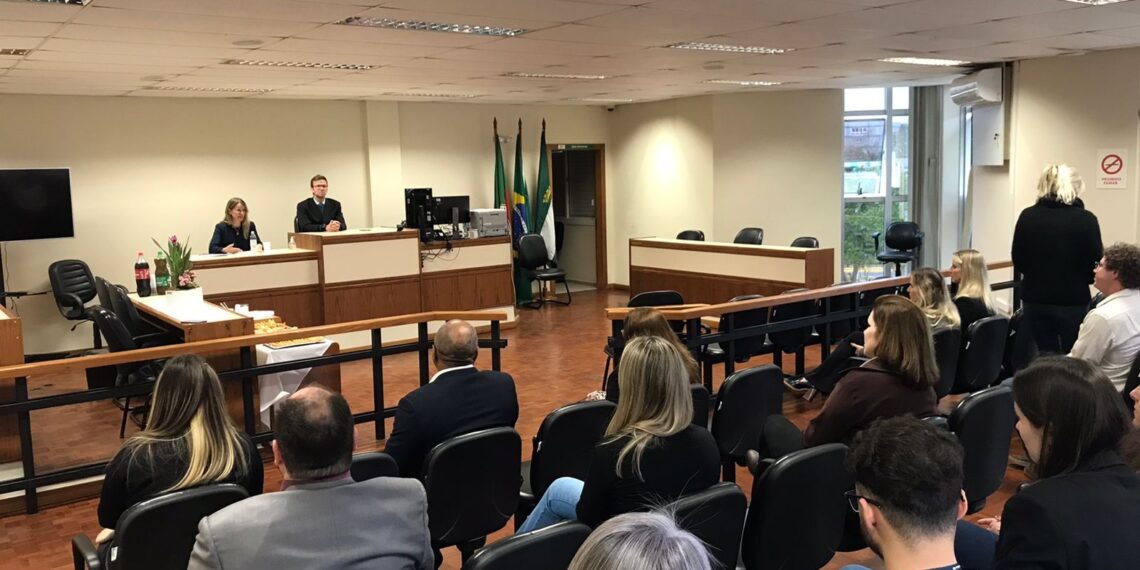 Nova juíza toma posse na vara criminal da Comarca de Sapiranga