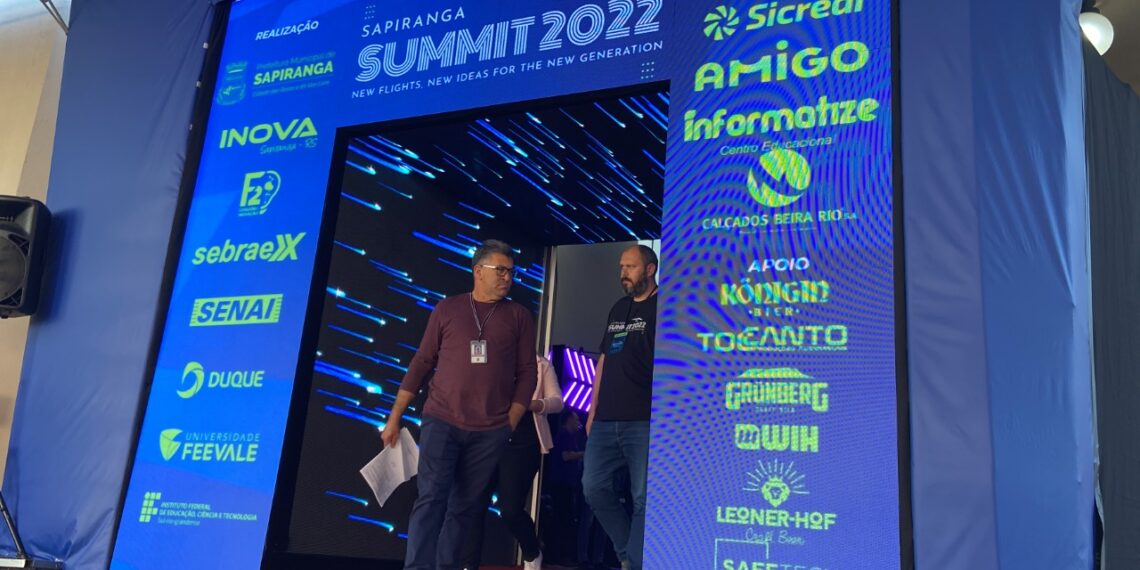 Sapiranga Summit se consolida como o maior evento dedicado à inovação na região