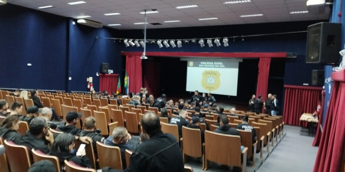 Polícia Civil de Nova Hartz deflagra operação com a participação de mais de 80 agentes