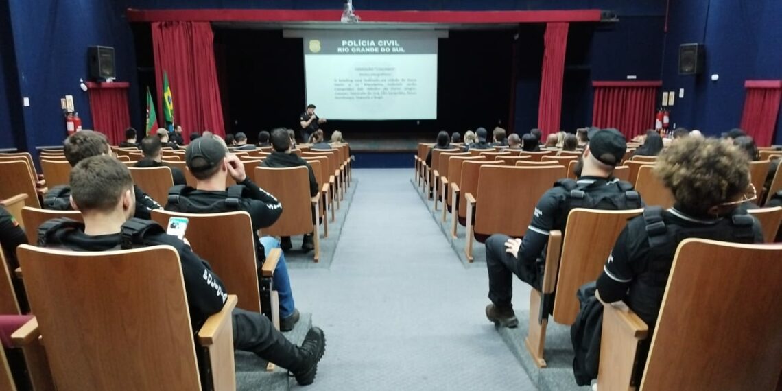 Polícia Civil de Nova Hartz deflagra operação com a participação de mais de 80 agentes