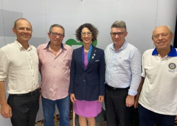 Governadora do Rotary Club, Distrito 4670, visita o Grupo Repercussão