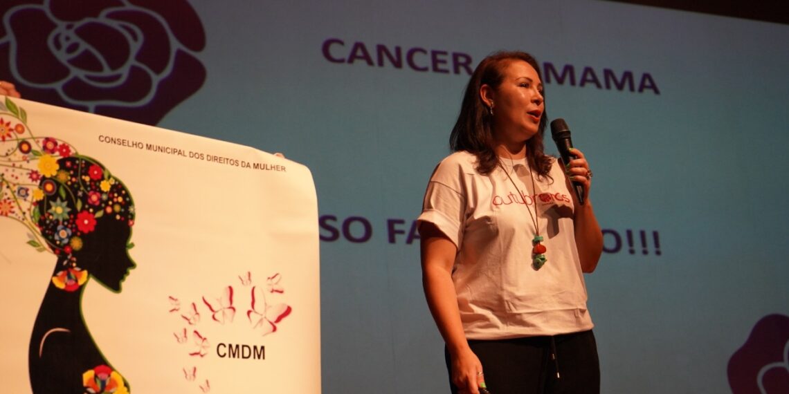 Desafios e direitos da pessoa com câncer de mama são debatidos em Campo Bom
