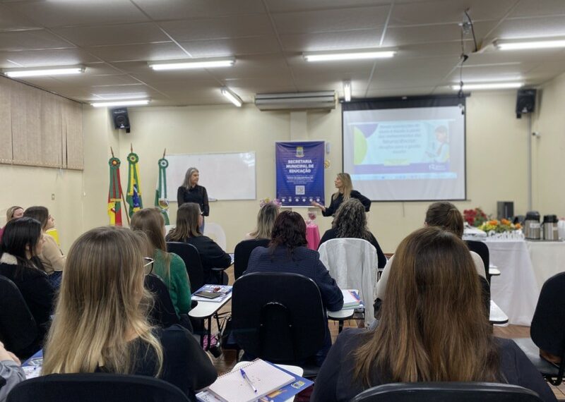Professoras do AEE são contempladas com pós-graduação em Neurocognição e Aprendizagem, em Sapiranga