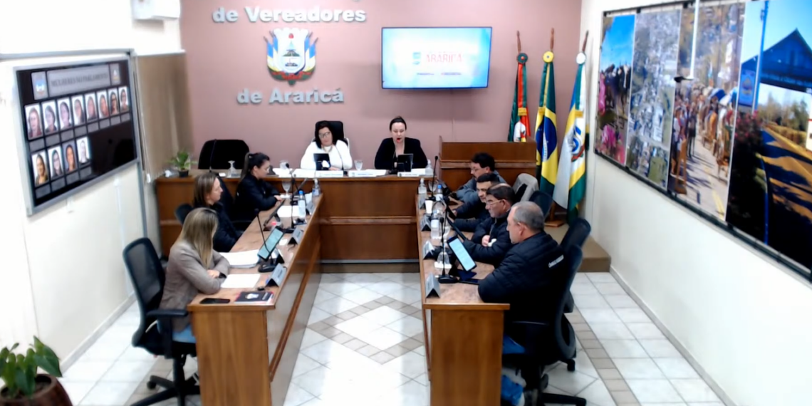 Vereadores de Araricá cobram da prefeitura manutenção em ruas