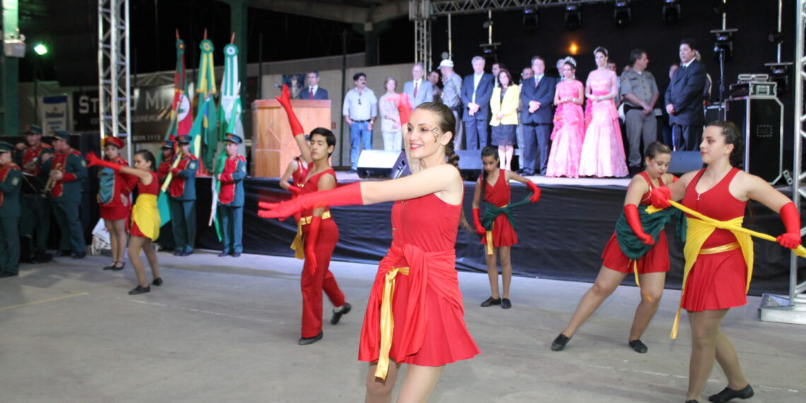 Conheça a história da Festa das Rosas, o evento mais tradicional de Sapiranga