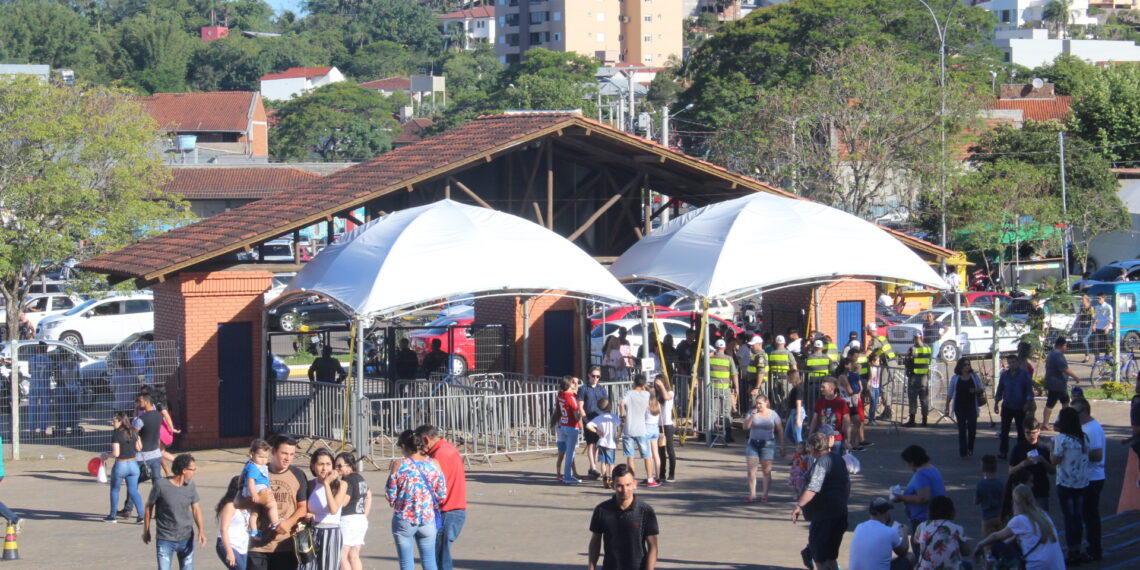 Conheça a história da Festa das Rosas, o evento mais tradicional de Sapiranga