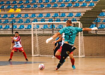 Treze e Auto Lavagem vão decidir o título do Futsal 40 Anos de Campo Bom