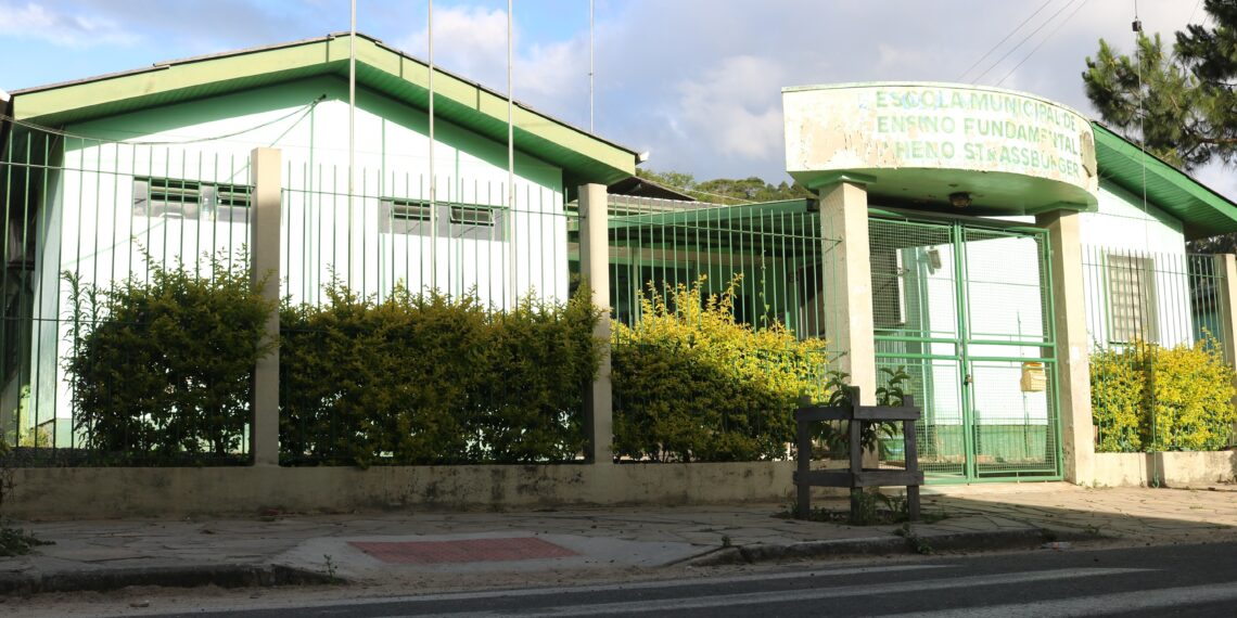 Novos planos para a Escola Theno Strassburger em Sapiranga visam melhorias