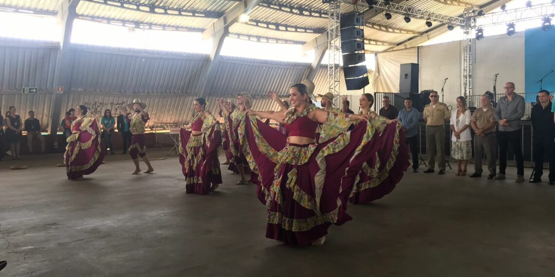 Sapiranga recebe mais de 40 mil pessoas no primeiro dia da 37ª Festa das Rosas