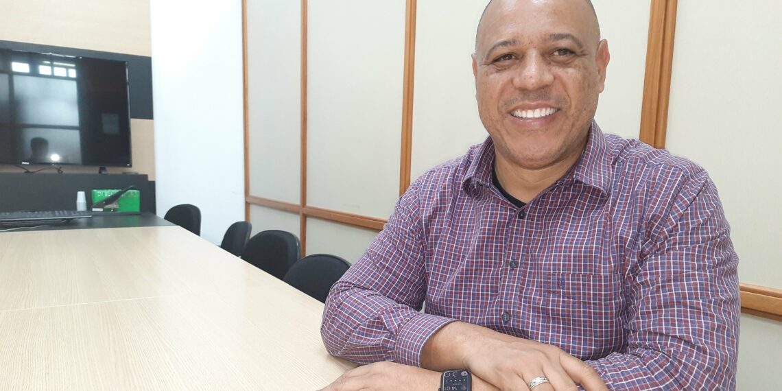 Secretário destaca transparência na seleção de expositores da Festa das Rosas