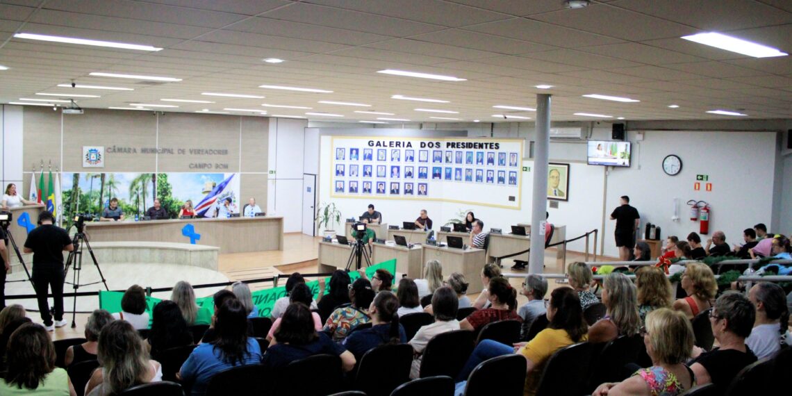 Executivo campo-bonense tem demandas produzidas por parlamentares mirins