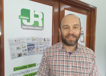 Cultivo comercial de rosas exige farta mão de obra e investimentos