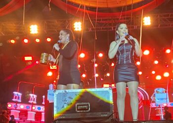 Maiara e Maraisa sobem ao palco da Festa das Rosas no dia 14, véspera de feriado