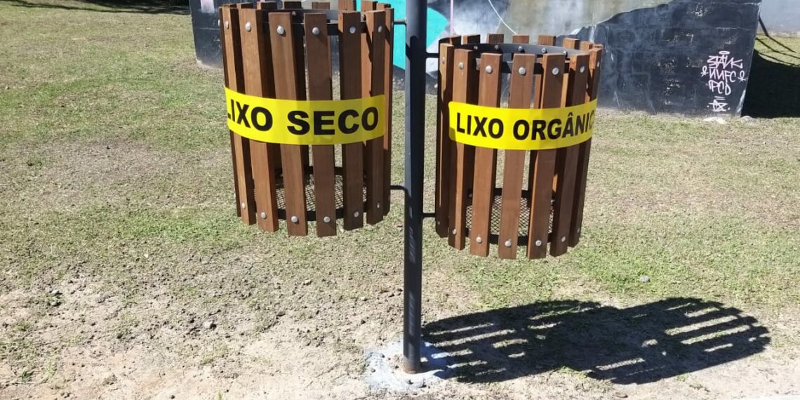 Limpeza durante a festa; atuação da Secretaria de Meio Ambiente no evento