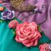 Traje oficial da Corte da 37ª Festa das Rosas: delicadeza e estilo