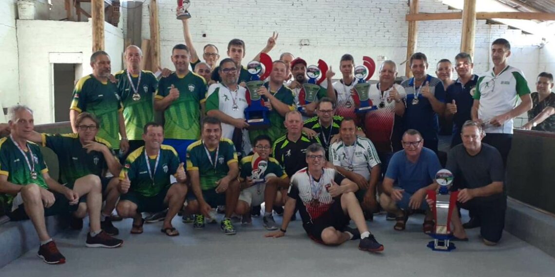 Bocha Força Livre de Campo Bom define o seu campeão