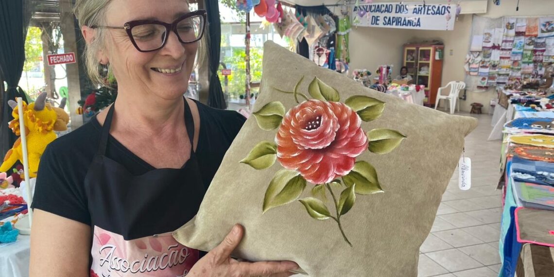 Lembranças especiais: artesãs de Sapiranga criam lindas opções para você