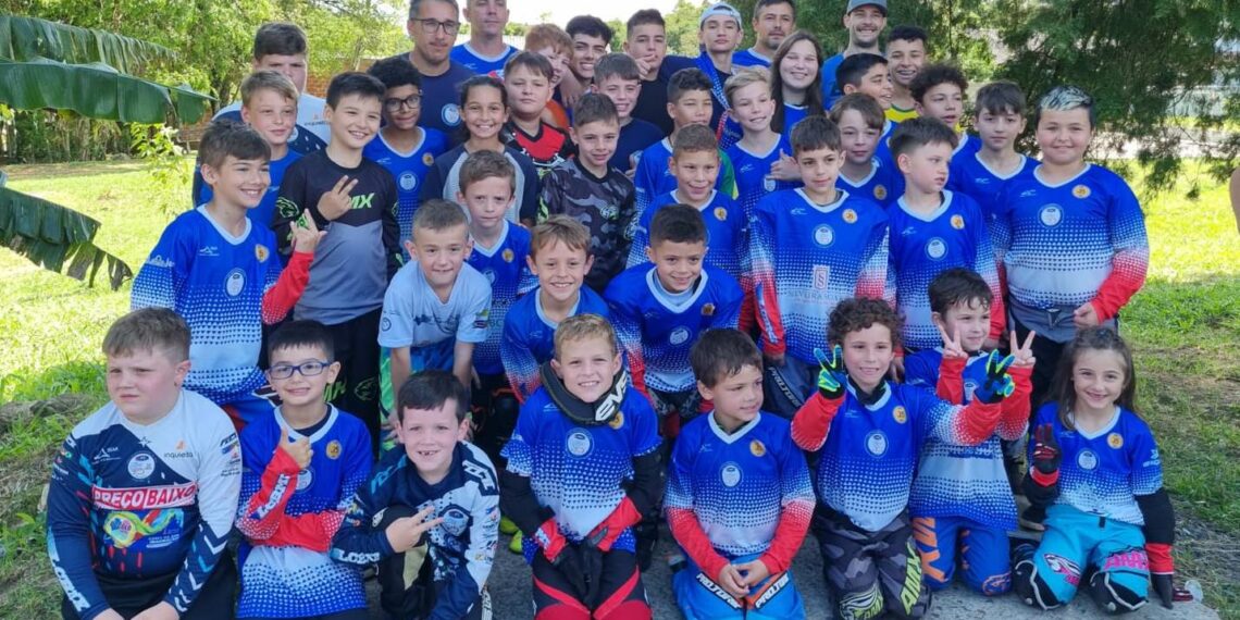 Campo Bom encerra 2022 com seis campeões no Gaúcho de Bicicross