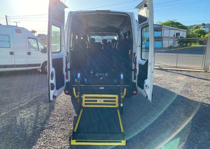 Van adaptada é adquirida pela Prefeitura de Sapiranga para a Central de Transportes