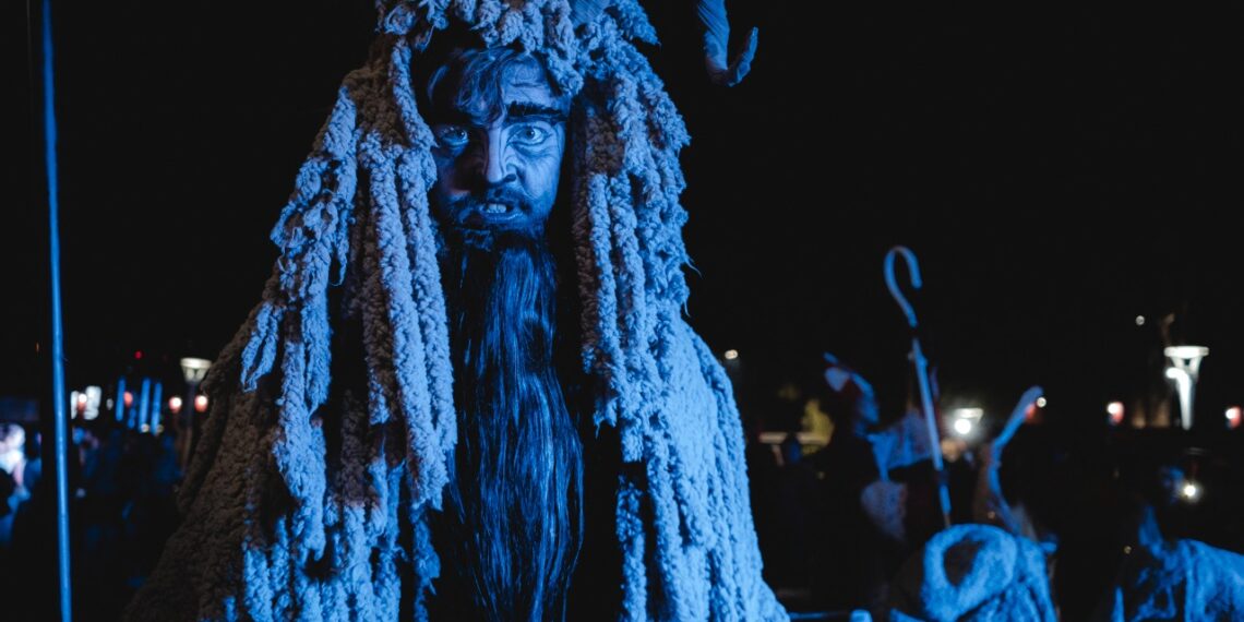 Espetáculo “O Natal de Krampus” é destaque na programação do final de semana em Campo Bom