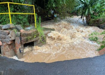 Chuva causa alagamentos e diversos transtornos em cidades da região