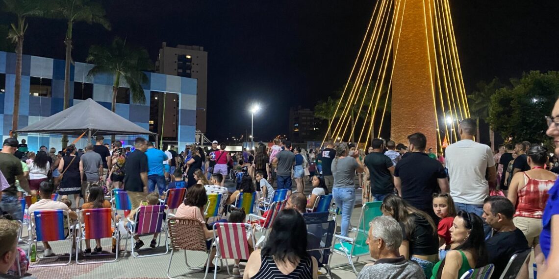 Cultura e tradições encantam Campo Bom através do Natal da Integração