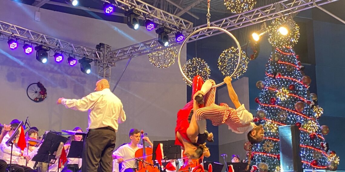 Cultura e tradições encantam Campo Bom através do Natal da Integração