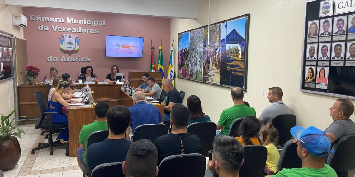 Câmara de Araricá concede título de cidadão arariquense para empresário