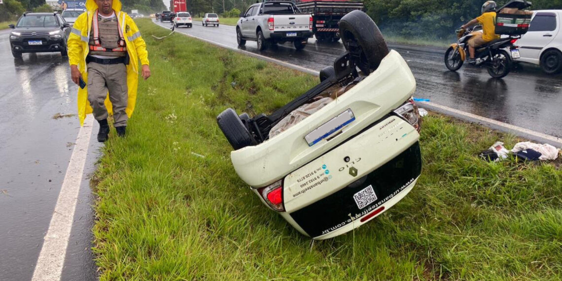 Pelotão Rodoviário registra acidente com duas pessoas feridas na RS-239