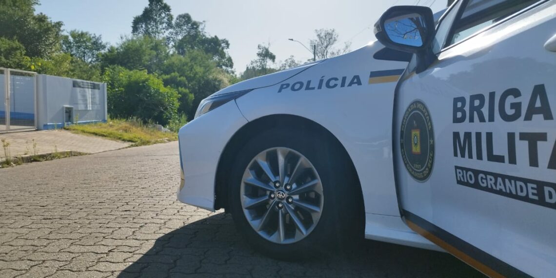 Após tiroteio e cerco, Brigada Militar prende quatro homens e apreende armas em Campo Bom