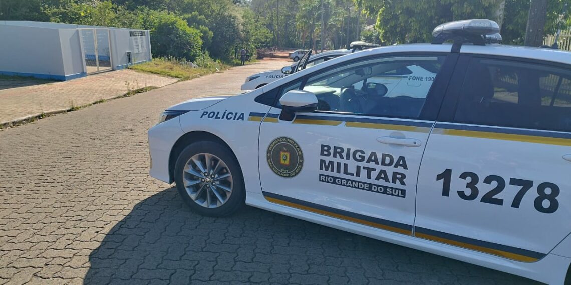 Após tiroteio e cerco, Brigada Militar prende quatro homens e apreende armas em Campo Bom