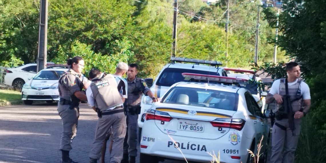 Após tiroteio e cerco, Brigada Militar prende quatro homens e apreende armas em Campo Bom