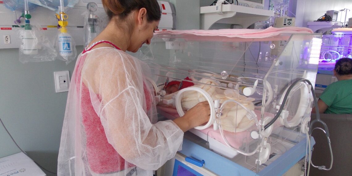 UTI Neonatal do Hospital Sapiranga celebra seis anos de história