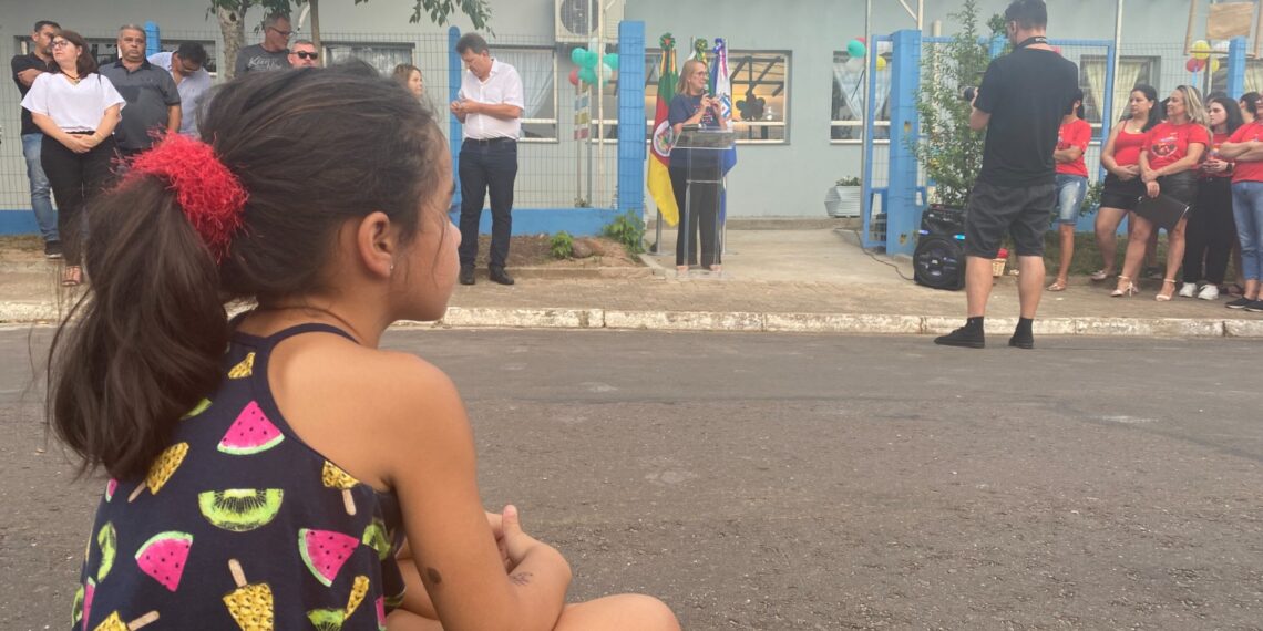Emei Chapeuzinho Vermelho é reinaugurada em Campo Bom