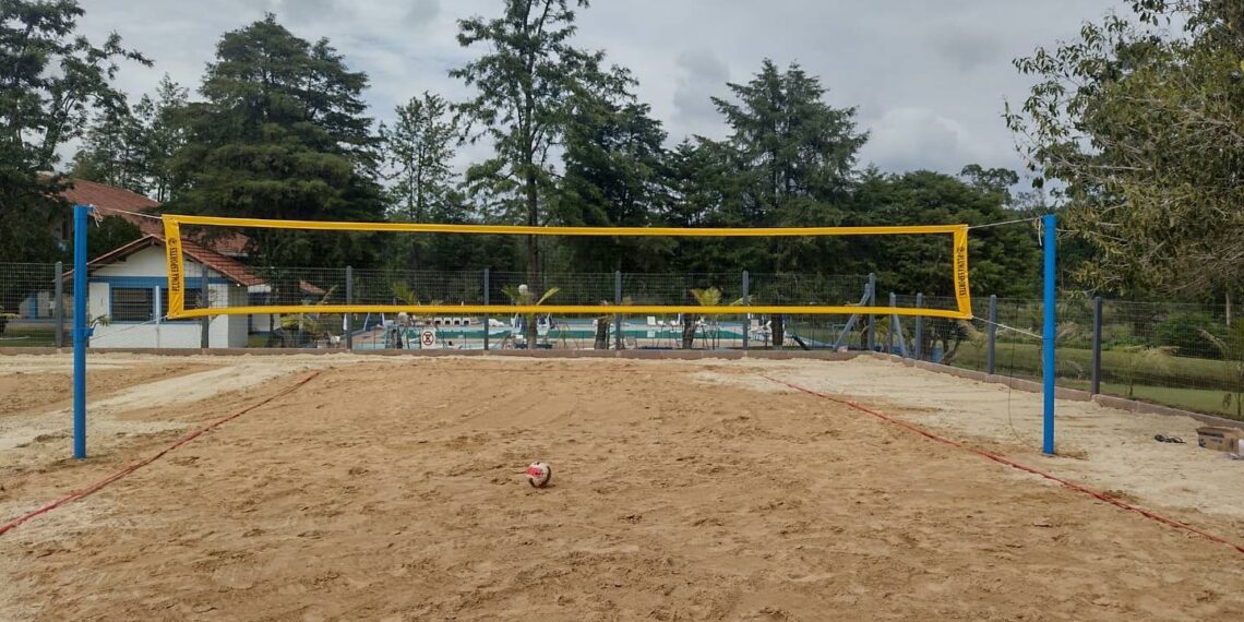 Vida em sociedade: Clube 19 de Julho oferece várias opções de lazer