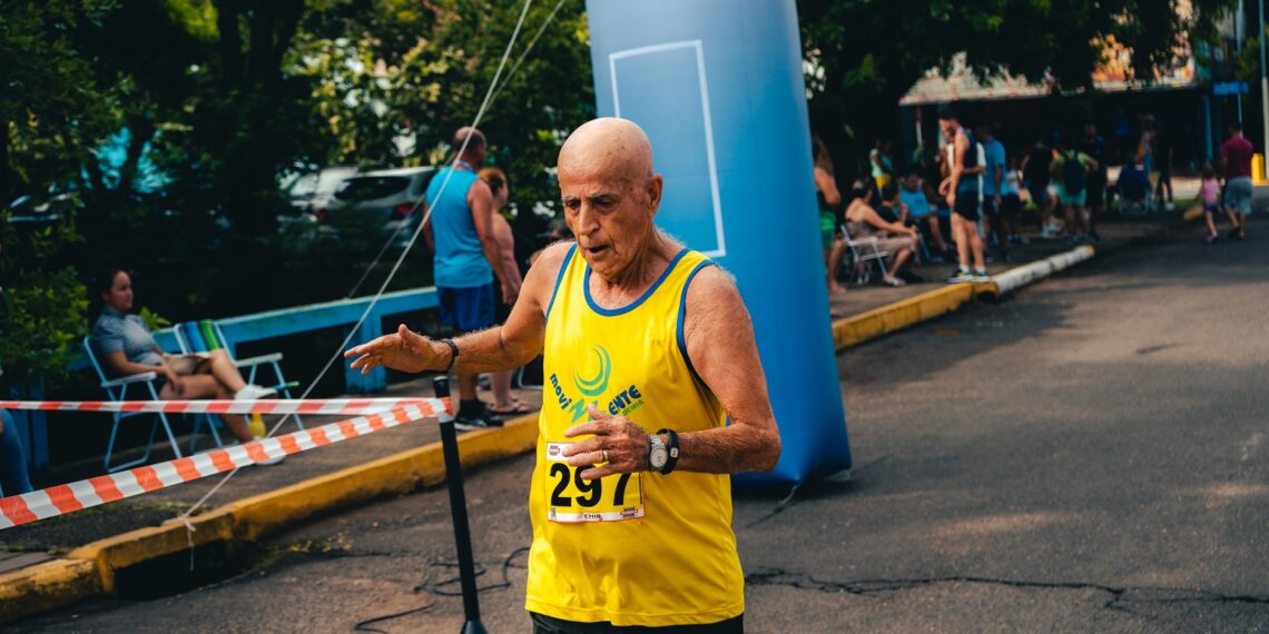 Gian Rheinheimer e Luana Steffen são os campeões de Campo Bom na Rústica de Aniversário