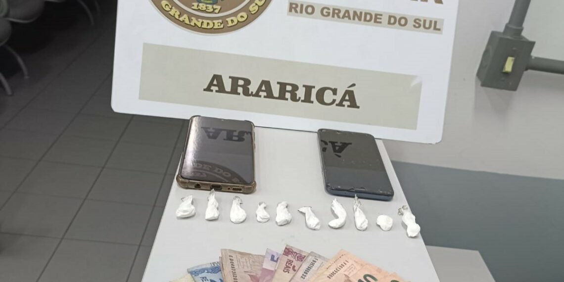 Com droga na cueca, homens são presos por tráfico em Nova Hartz