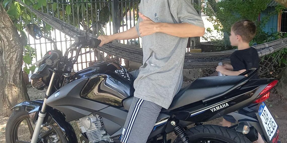 Jovem que colidiu em poste não resiste e morre em Sapiranga