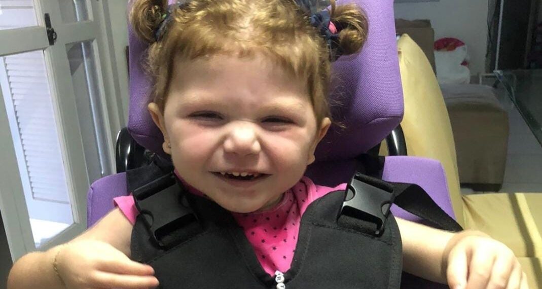 Campanha para ajudar menina com paralisia cerebral continua em Sapiranga