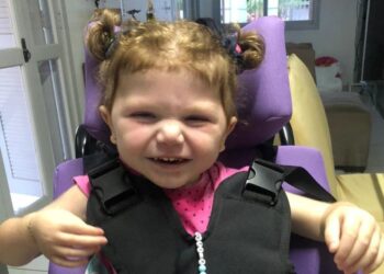 Campanha para ajudar menina com paralisia cerebral continua em Sapiranga