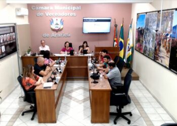 Vereadores tratam de melhorias em ruas e novo espaço para o Museu