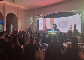 Palestra beneficente arrecada alimentos para a Assistência Social em Sapiranga